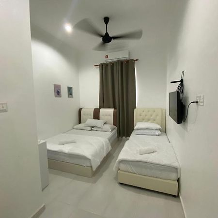 Dsinggahpcb Guest House Kota Bharu Kültér fotó