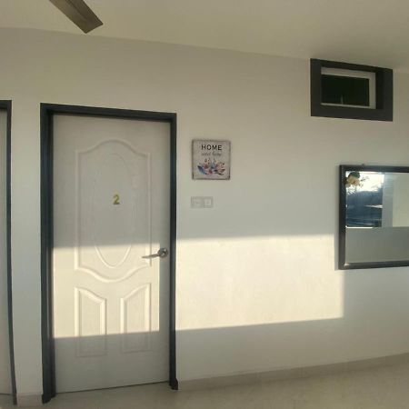 Dsinggahpcb Guest House Kota Bharu Kültér fotó